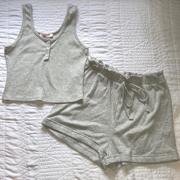 Blue Blush Rib Tank - Picture 2 of 5